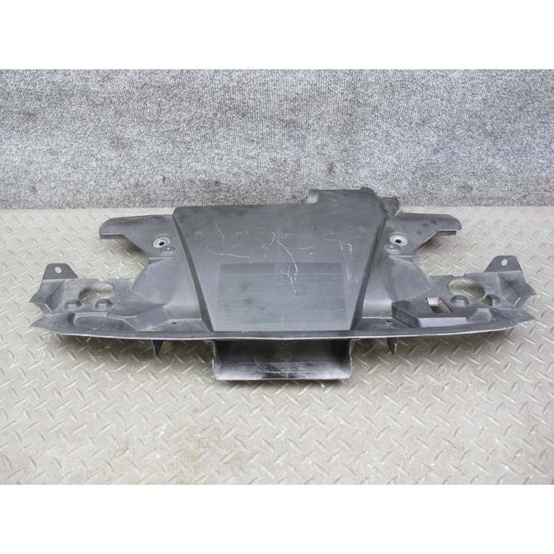 94-99 BMW E36 3-SERIES Engine Radiator Upper Cover Guide Air Duct 1977986 OEM