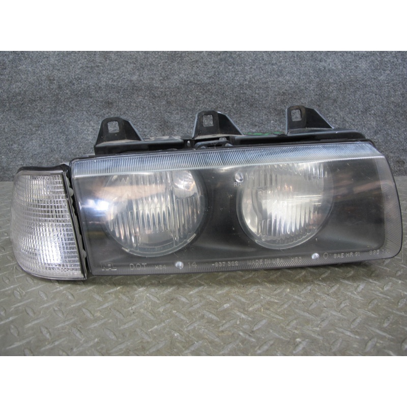 94-99 BMW E36 3-SERIES Front Right Halogen Headlight Lamp w Corner Light OEM