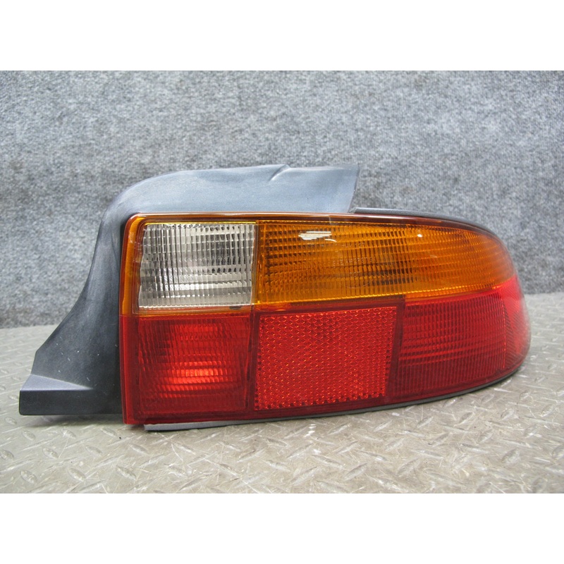 96-99 BMW E36/7 Z3 Roadster Rear Right Tail Light Lamp w Bulb Cover Assembly OEM