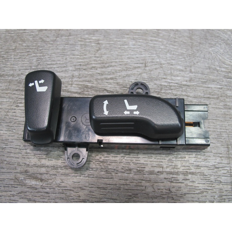 2011-2017 Infiniti QX80 Front Right Pass Side Seat Adjust Control Switch