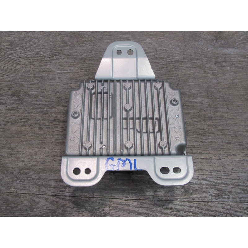 2012-2015 Mercedes W166 X166 AC DC Power Inverter Control Module 1669820020