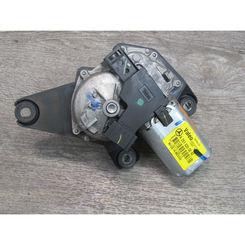2012-2015 Mercedes W166 X166 Rear Window Wiper Motor 2518200042