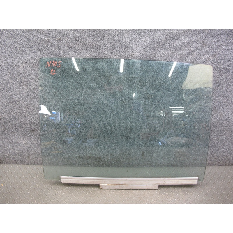 86-91 Mercedes W126 Rear Left Door Glass Window OEM