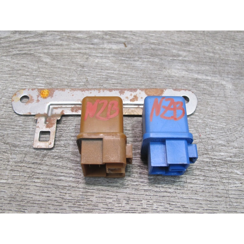 90-96 Nissan 300ZX Z32 Set of 2 Relay w Mount Bracket Assembly OEM