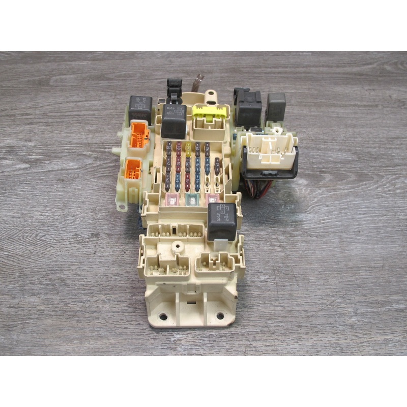 95-96 Lexus JZZ31L SC300 Interior Fuse Relay Box Module w Integration Relay OEM