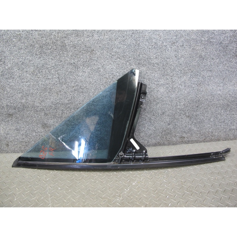 96-02 BMW E36/7 Z3 Roadster Front Right Vent Window Glass w Bracket OEM