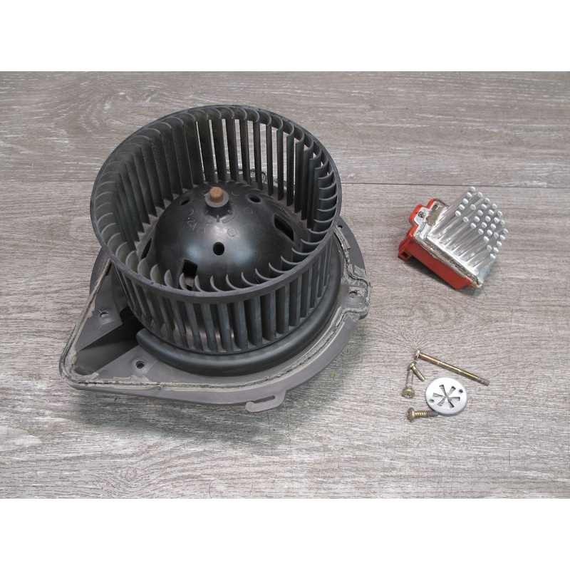 99-03 VW Eurovan T4 A/C Heater Blower Motor Fan w Resistor OEM