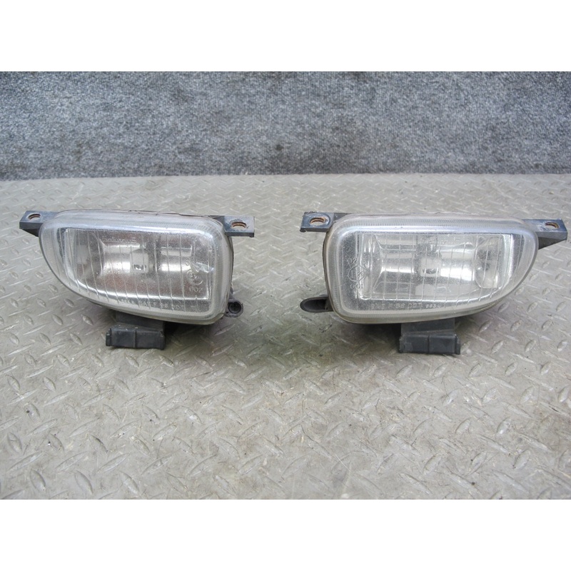 99-03 VW Eurovan T4 Set of 2 Front  Left & Right Fog Light Lamp OEM