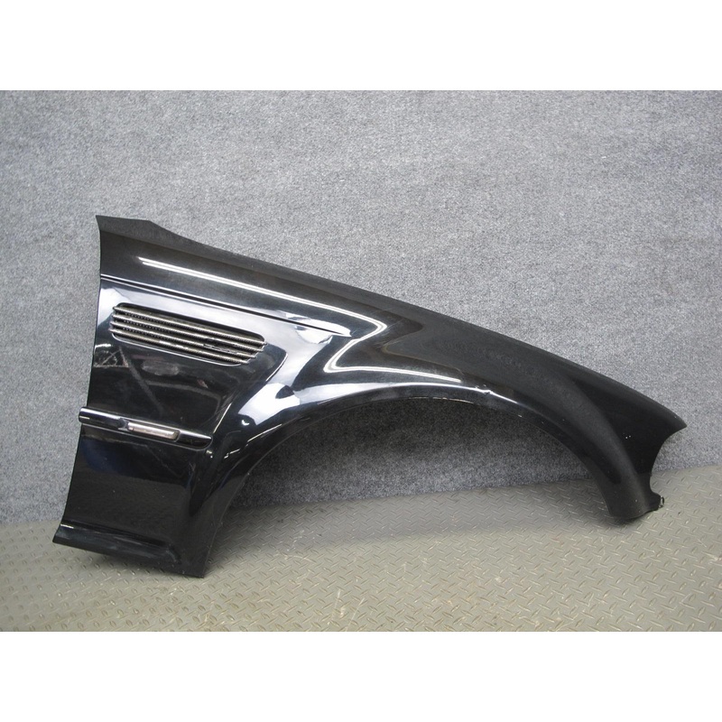 2001-2006 BMW E46 M3 Convertible Front Right Fender Shell Cover Panel
