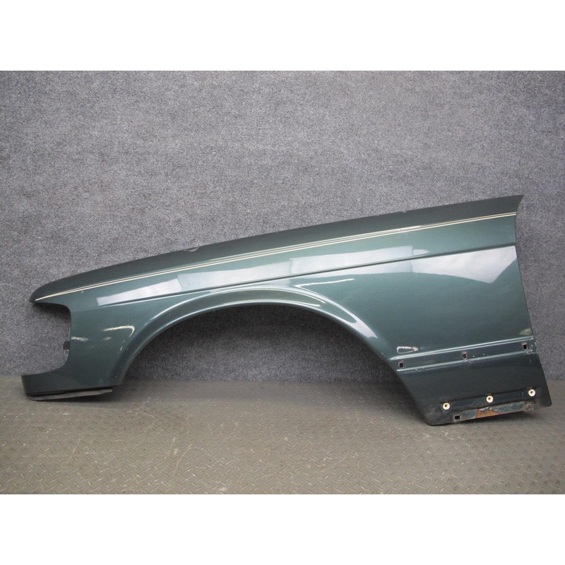 86-91 Mercedes W126 Front Left Fender Shell Cover Panel OEM