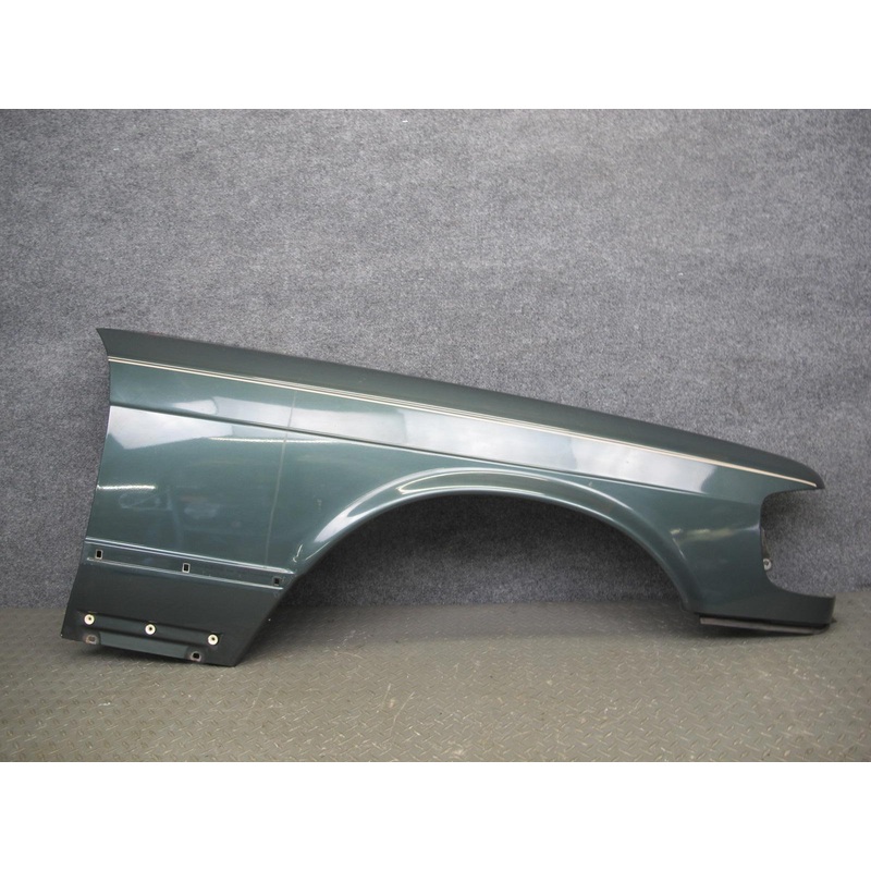 86-91 Mercedes W126 Front Right Fender Shell Cover Panel OEM