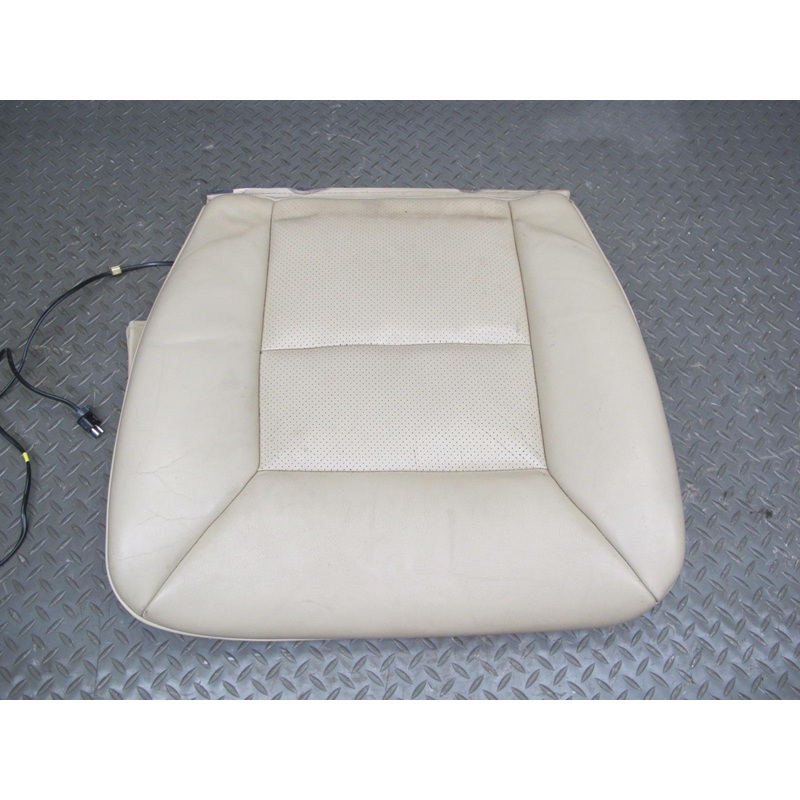 86-91 Mercedes W126 Front Right Seat Lower Leather Cushion 1269103850 OEM