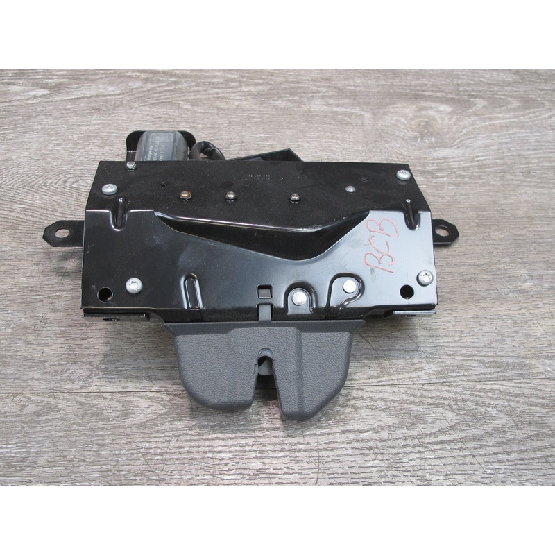 03-10 Bentley Continental GT GTC Rear Trunk Lid Tailgate Lock Latch Actuator