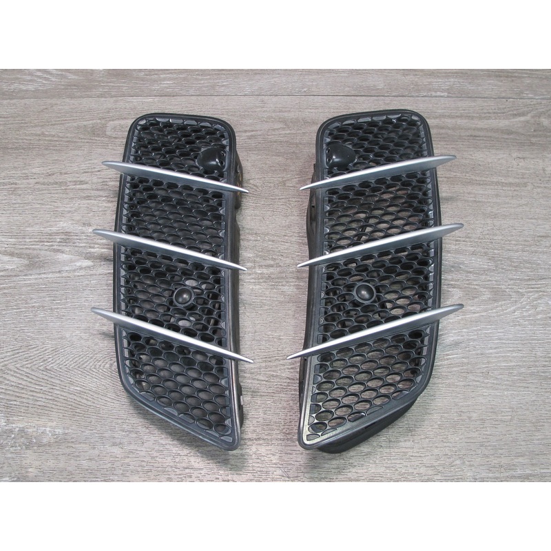03-12 Mercedes R230 Sl-class Set of 2 Front Hood Vent Trim Grille OEM