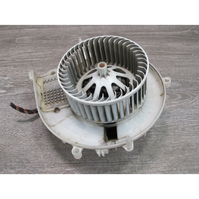 05-11 Mercedes R171 Slk-class A/C Heater Blower Motor Fan w Resistor OEM