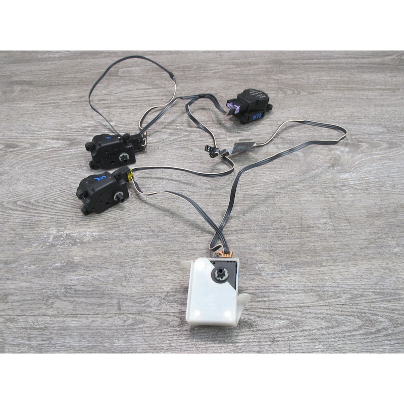 05-11 Mercedes R171 Slk-class Hvac A/C Heater Flap Door Actuator Motor Set OEM