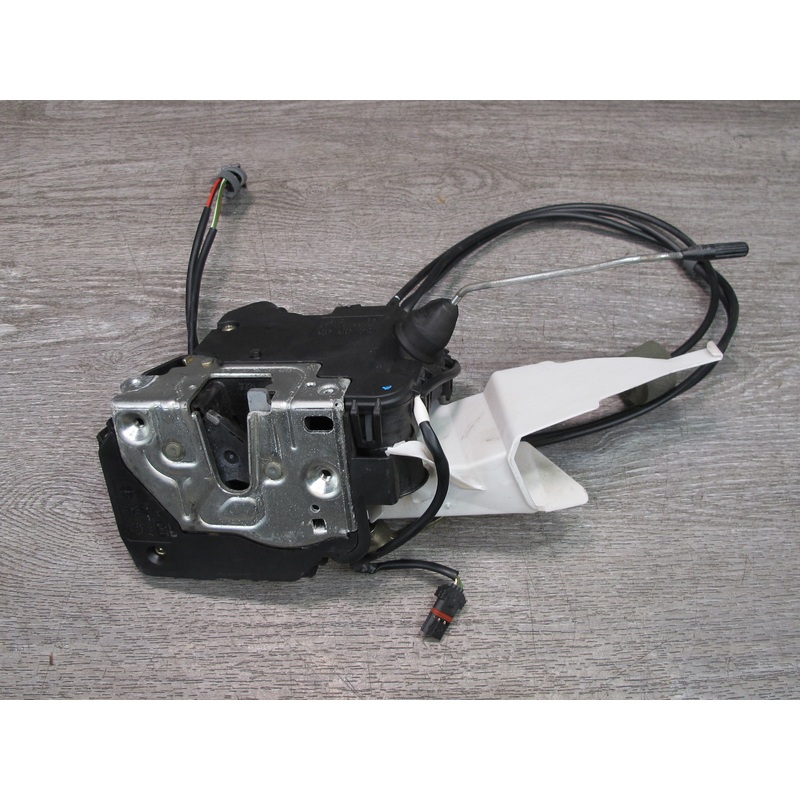 05-11 Mercedes R171 Slk-class Right Passenger Door Lock Latch Actuator OEM