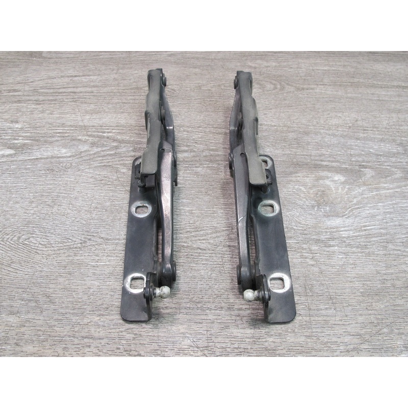 05-11 Mercedes R171 Slk-class Set of 2 Front Left & Right Hood Hinge OEM