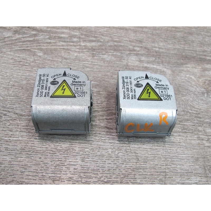 05-11 Mercedes R171 Slk-class Set of 2 Xenon HID Headlight Ballast Igniter OEM