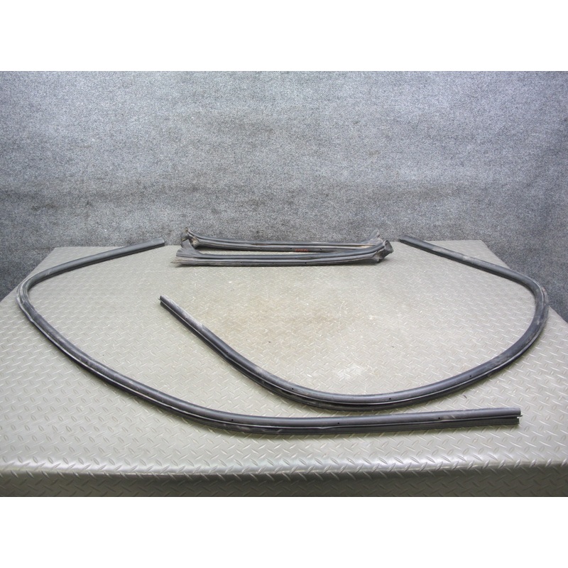 07-11 Bentley Continental GTC A Pillar & Door Weatherstrip Rubber Seal Set