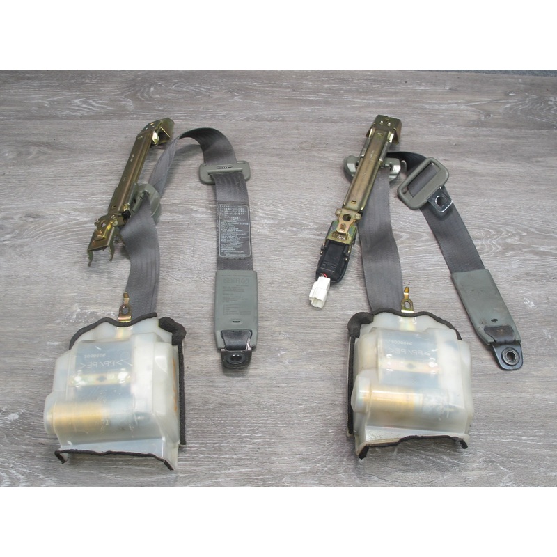 95-97 LEXUS LS400 FRONT LEFT & RIGHT SIDE SEATBELT RETRACTOR SET OEM