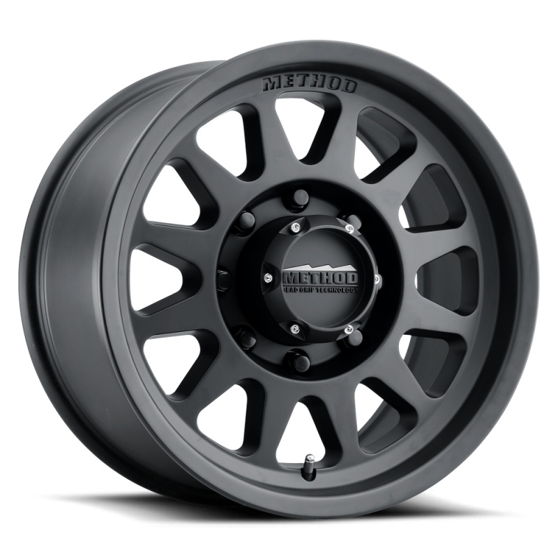 Method MR704 HD 17x9 18mm Offset 8x180 130.81mm CB Matte Black Wheel