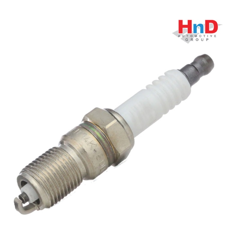 Bosch Spark Plug 0242229655 For MERCEDES-BENZ W123 W602 0021595703