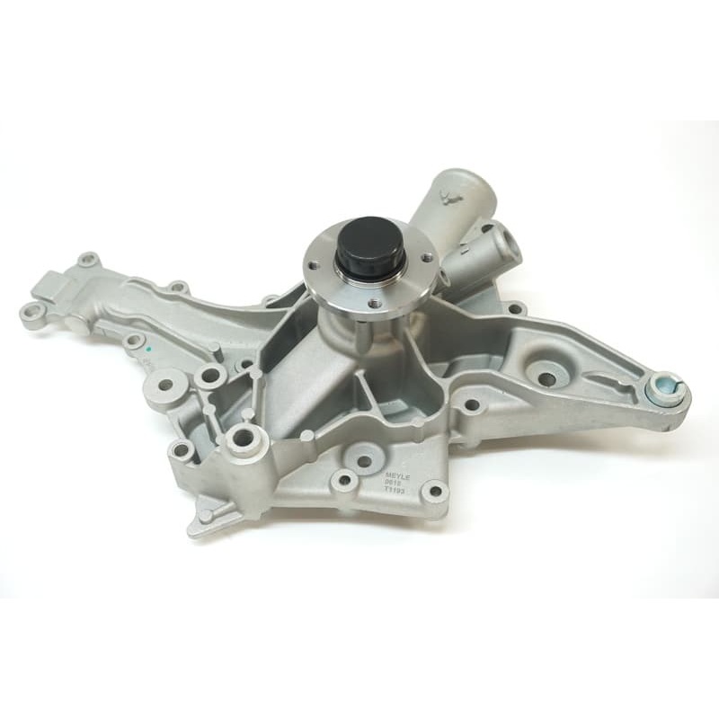 TRUCKTEC (02.19.179) WATER PUMP For Mercedes Benz 1122001501