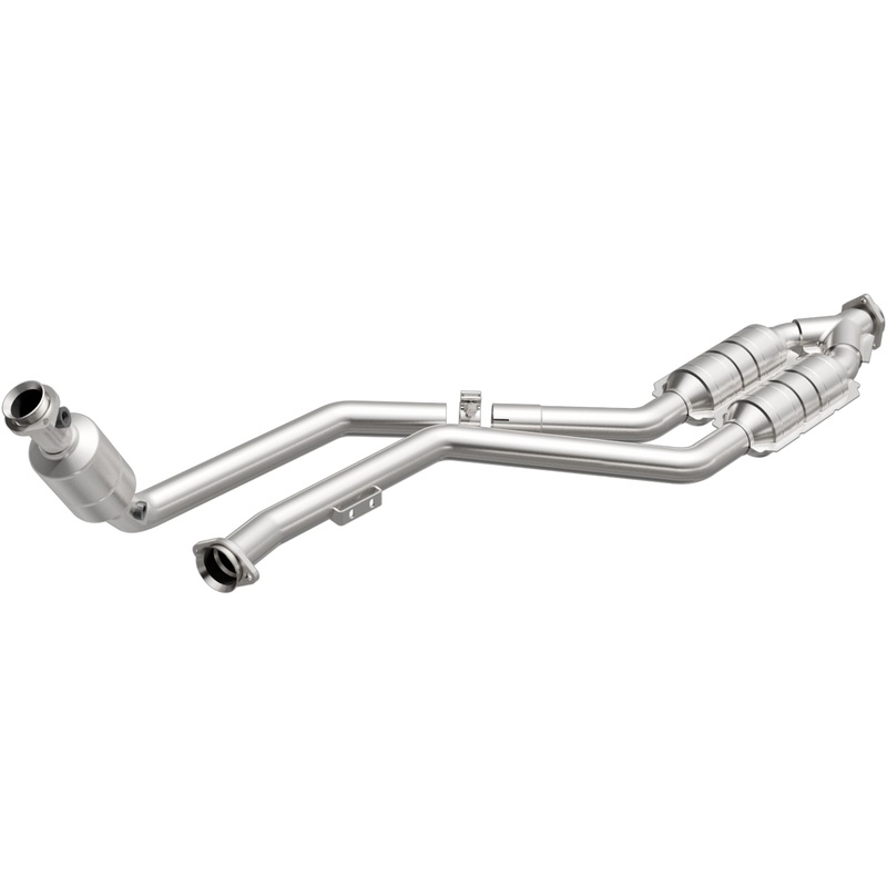 MagnaFlow Conv DF 99-00 Mercedes CLK320 3.2L (24044)